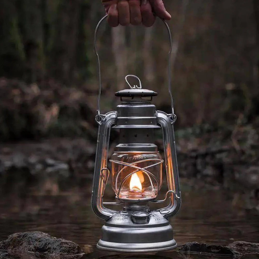 Portable Vintage Kerosene Camping Lamp β Outdoor Oil Lantern with Handle